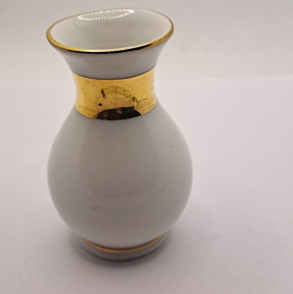 Vintage Miniture Gold Trimmed Ivory Vase